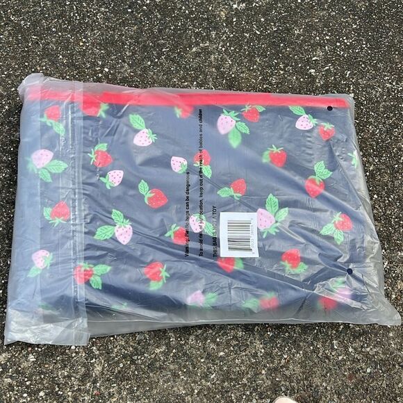 New Strawberry Toss Packable Picnic Blanket - Picture 4 of 4